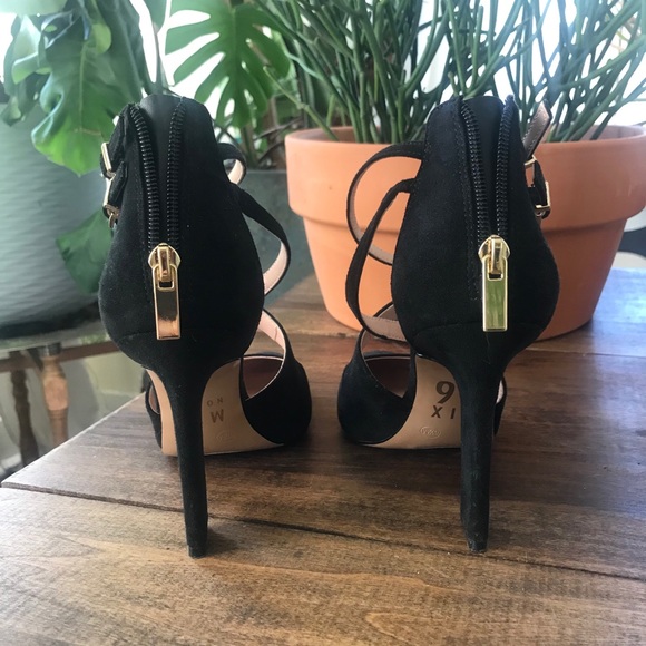 The perfect black heel - Picture 5 of 7